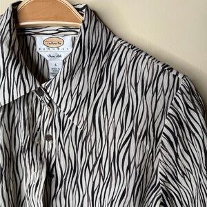 Vintage Talbots 100% Pure Silk Brown Zebra Print Button Up Women’s Blouse. 4